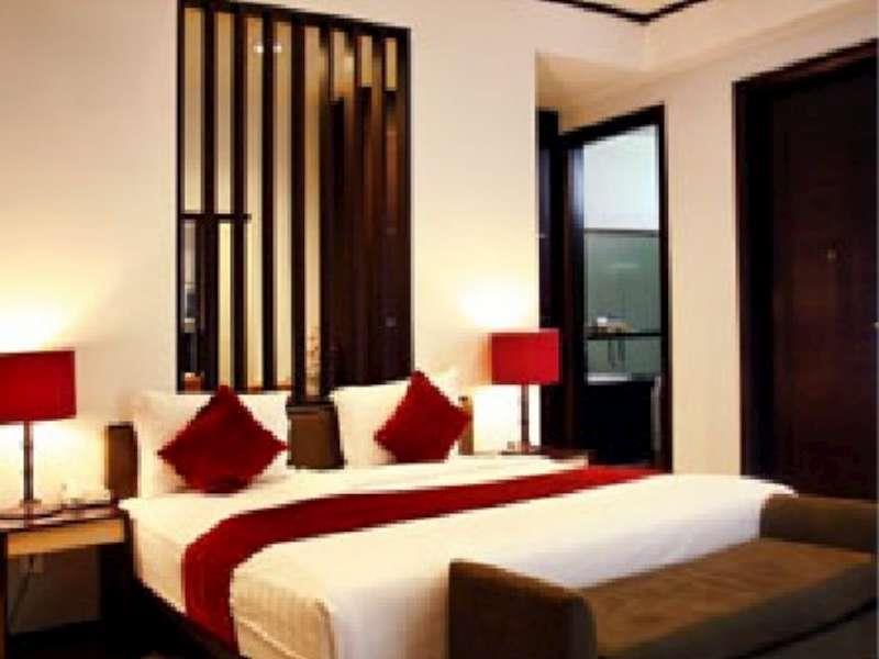 Rumah Nenek Hotel And Restaurant パダン エクステリア 写真